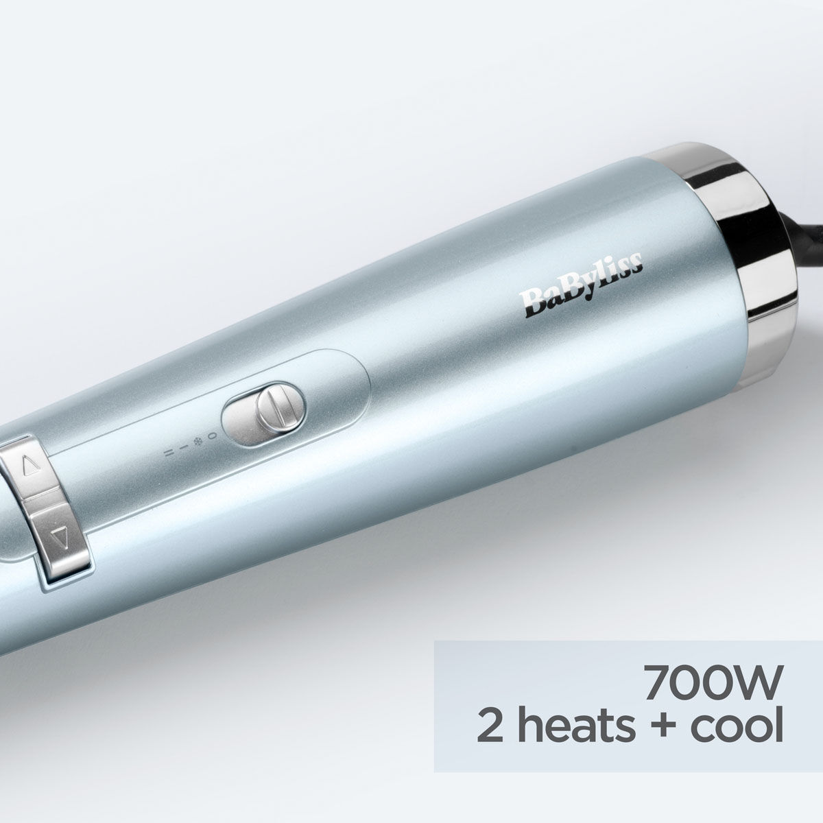 700W.  2 heats + cool